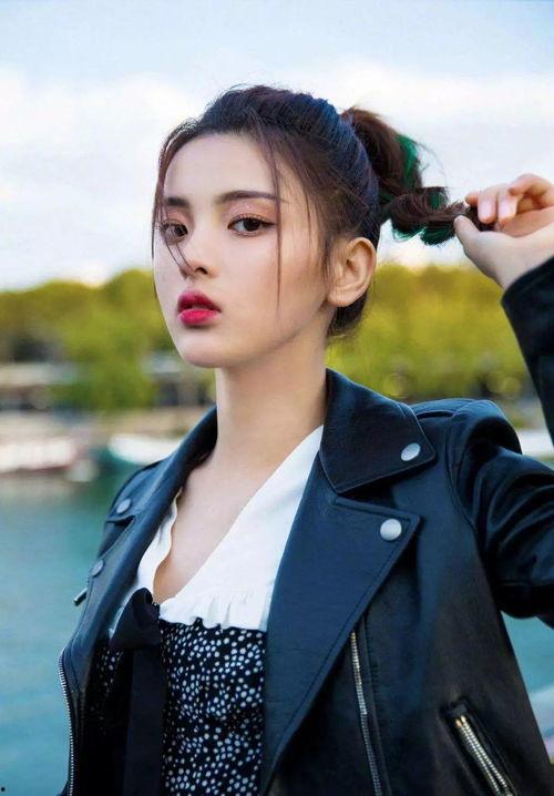 专门讲娱乐圈吃瓜的女博主,揭秘女博主吃瓜日常